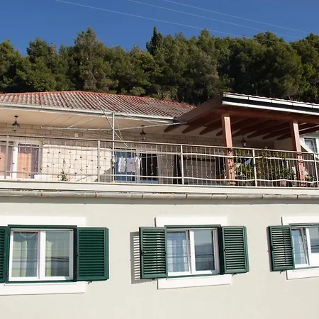 Apartment By The Sea Krilo Jesenice, Omis - 14459 Jesenice (Split-Dalmatia)